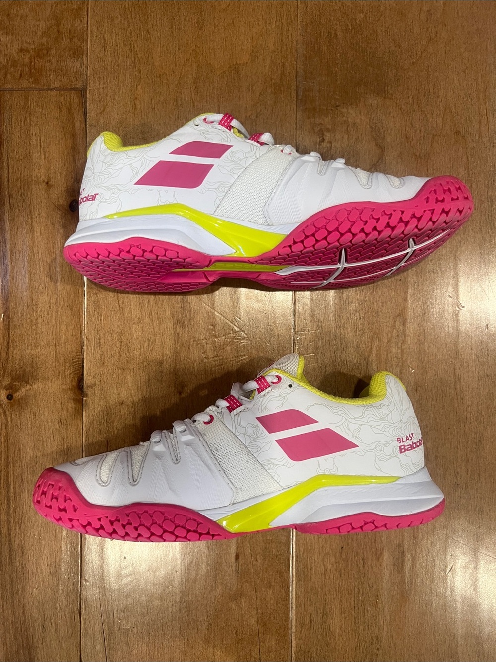 Babolat Propulse Blast All Court tennis shoes White & Red Rose Women’s Size 7.5